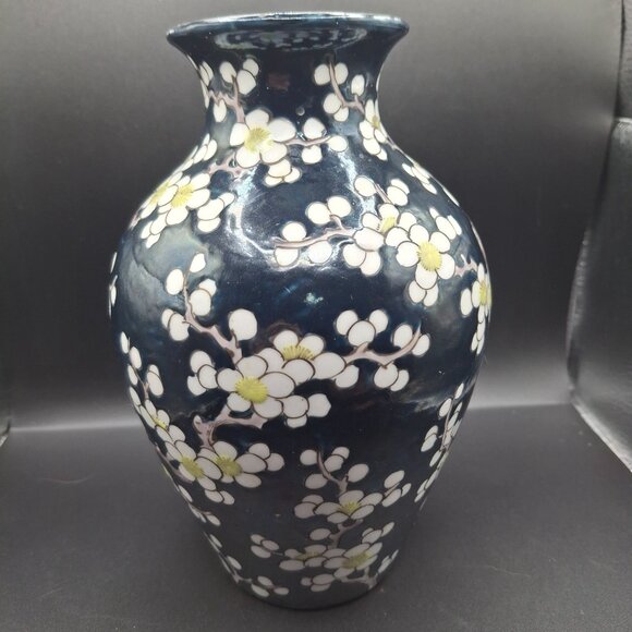 Japanese Hand-Painted Ceramic Vase White Floral Design Navy Blue Finish Antique - Picture 3 of 9